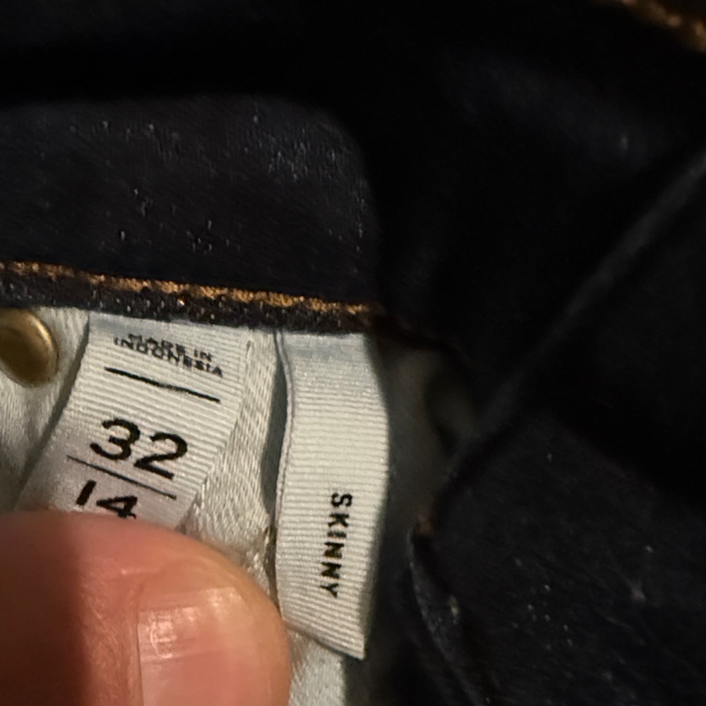LOFT Midnight Blue Skinny Jeans - Picture 3 of 10